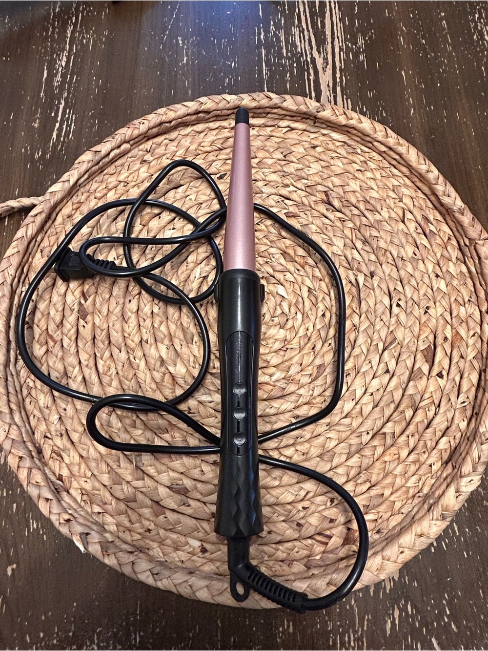 Conical Curling Wand in Rose Gold and Black
